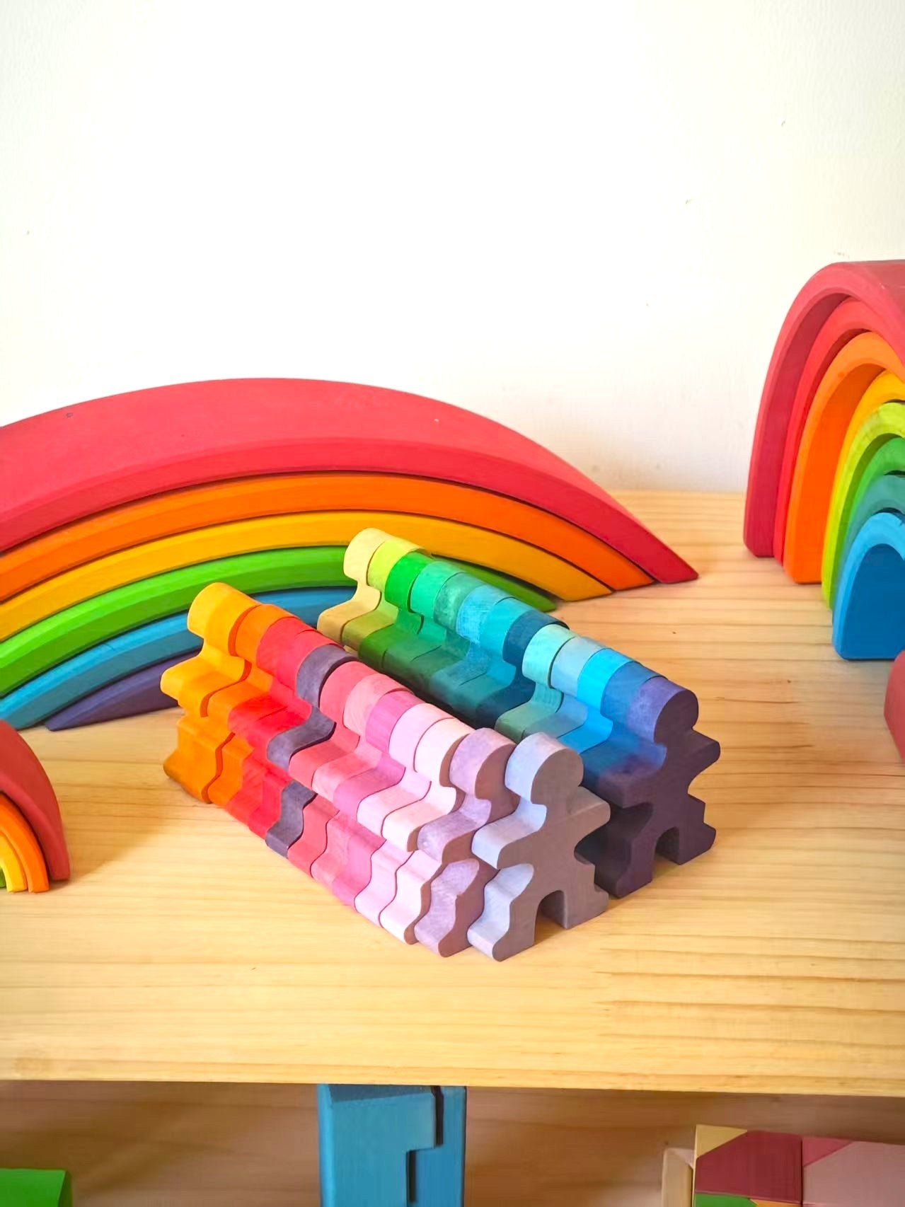 26 Pcs Rainbow Stained Wooden Little Balancing People Stacking Set