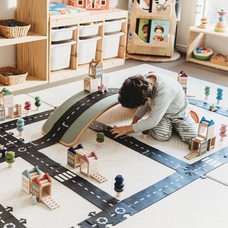 Flexible Rubber Roads Play Set – Open-Ended City & Car Track Play